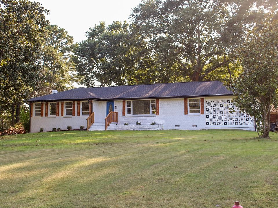 1st image of 350 Taft Rd
