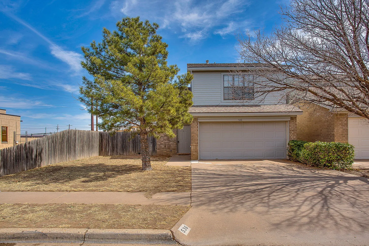 2 bed, 2.5 bath, 1295 sqft, $1,395 — Photo 1