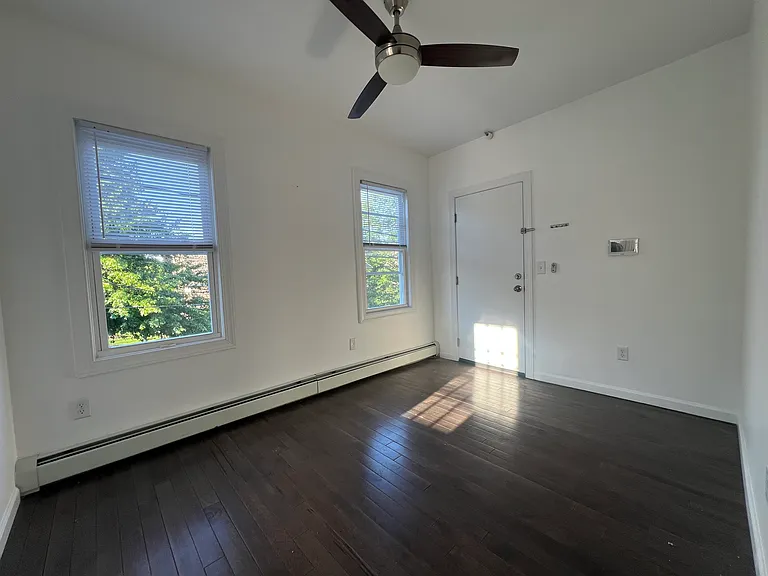 255 Lafayette Pl #2 — Photo 4