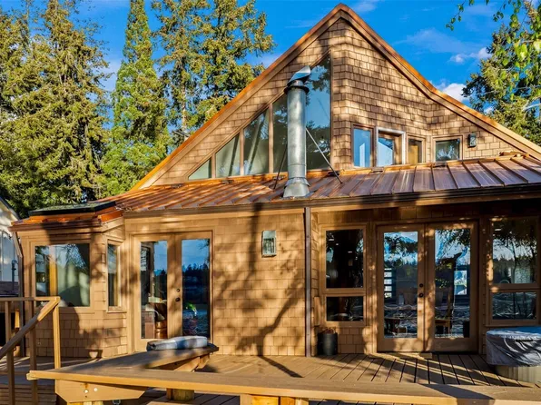 3048 Steamboat Island Road NW, Olympia, WA 98502