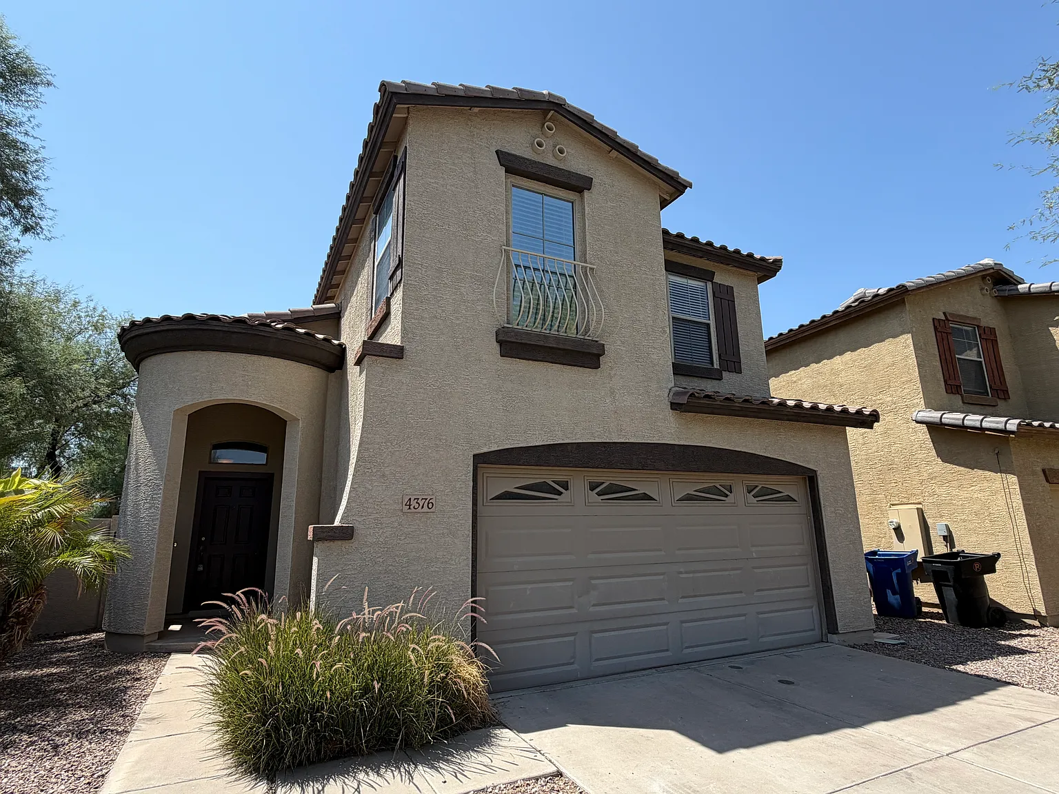 3 bed, 2.5 bath, 1724 sqft, $2,195 — Photo 1
