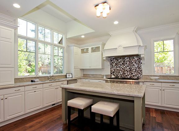 5th image of 140 Royal Oaks Ct