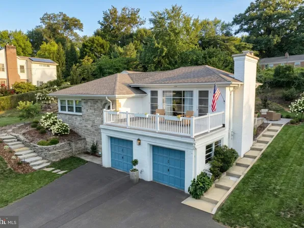 1366 Sleepy Hollow Rd, York, PA 17403