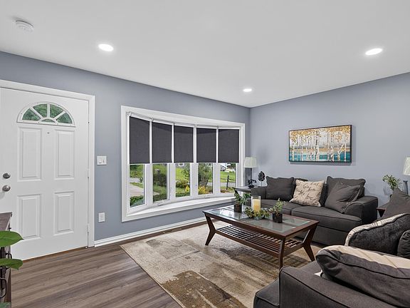 3rd image of 8207 W 127th Ave