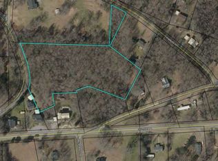 Charles St, Enoree, SC 29335