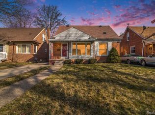 181 Arlington St, Inkster, MI 48141