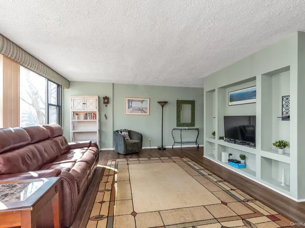 7-25 166 #2A, Beechhurst, NY 11357