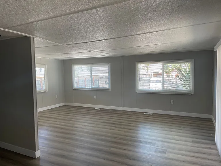 44099 D St — Photo 14