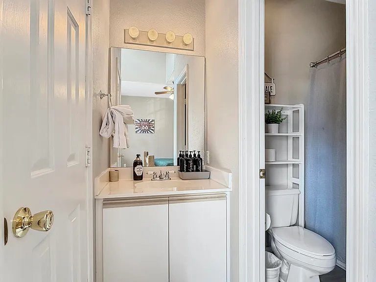 Spare bathroom #2