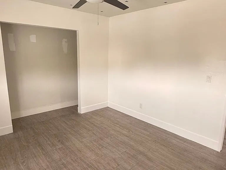 817 N Marianna Ave #1/2 — Photo 6