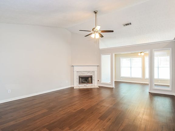 5th image of 2585 Fairmont Park Ct