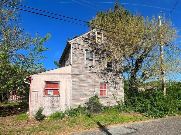 1207 Stable Ln, Mauricetown, NJ 08329