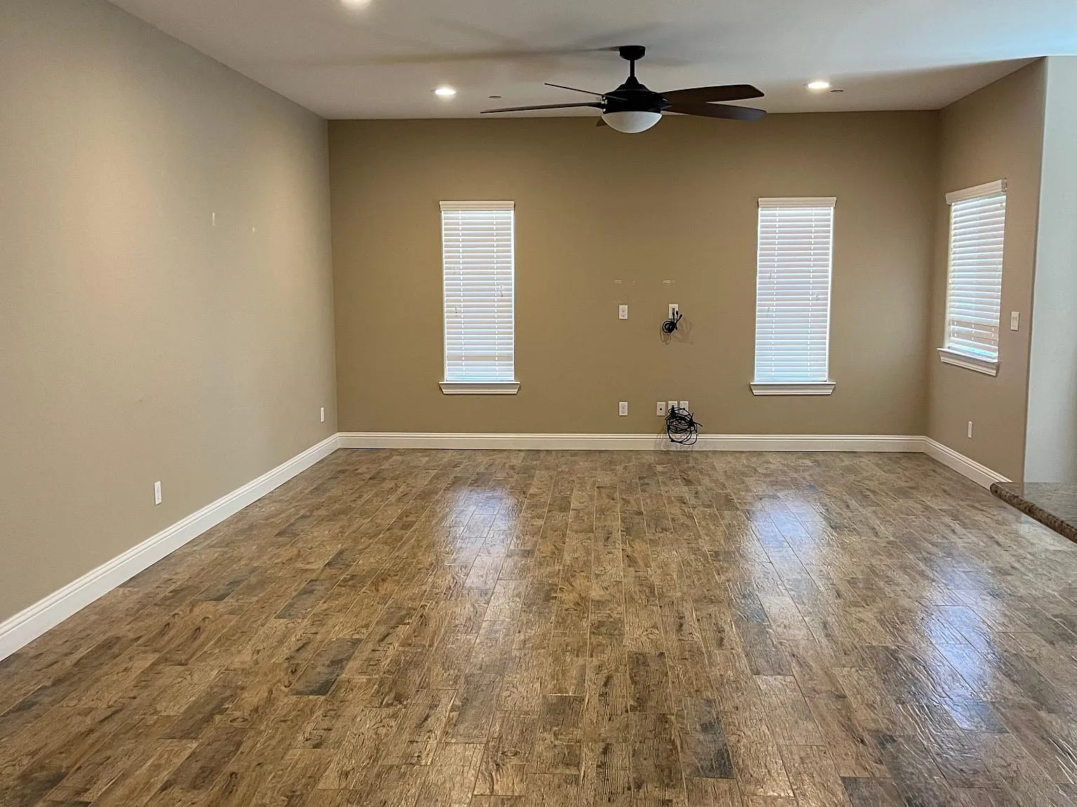 1389 Poppy Ridge Ct — Photo 3