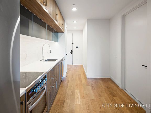 5th image of 1825 Ocean Ave #4P