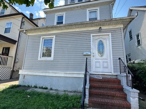 24 Cogswell Pl, New Brunswick, NJ 08901