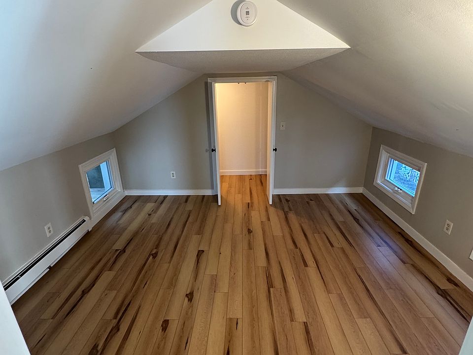 First bedroom - large closet