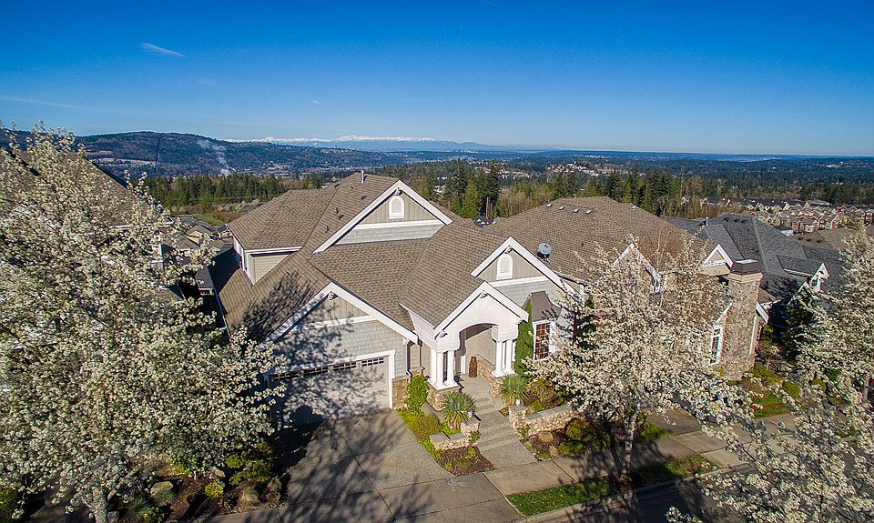 1st image of 1639 28th Ave NE