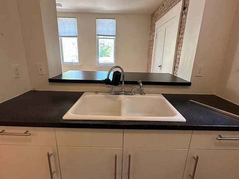 Woodruff Apartments — Photo 31