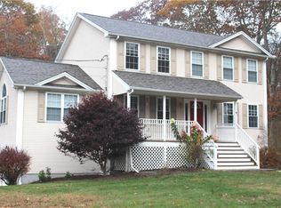 1579 Mooresfield Rd APT E, South Kingstown, RI 02879