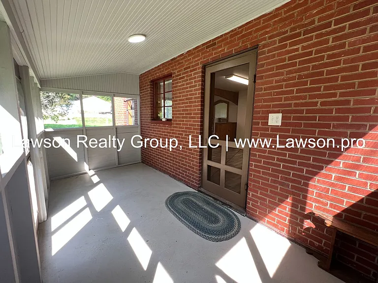 3119 King St NE — Photo 36