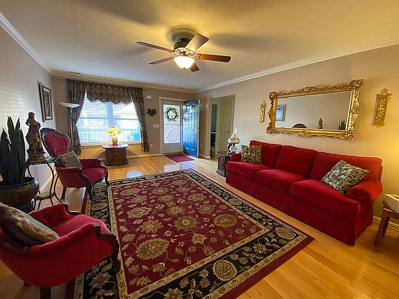 Entrance living room 
