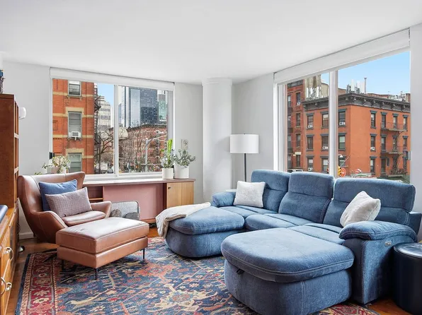 393 W 49th St APT 2G, New York, NY 10019