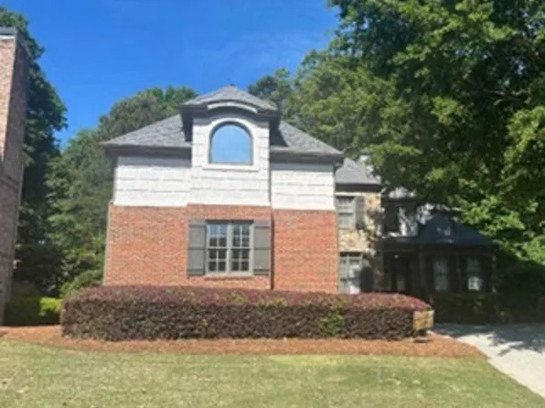 1039 Meadow Brook Dr, Woodstock, GA 30188