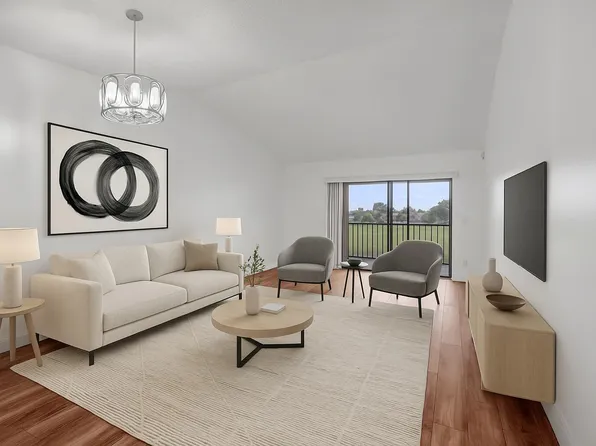 3011 Holiday Springs Boulevard #206, Margate, FL 33063