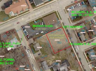 1349 Prairie St, Dubuque, IA 52001