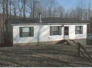 761 N Apache Trl, Fancy Gap, VA 24328