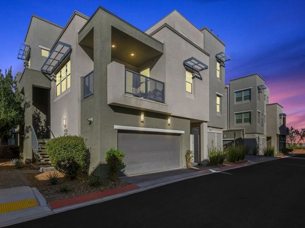 11236 Rainbow Peak Ave #211