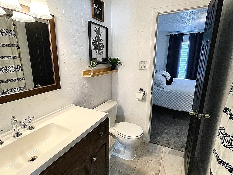 5763 Shadydell Dr — Photo 19