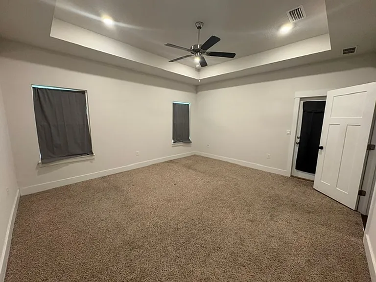1114 Shoal River Dr — Photo 11