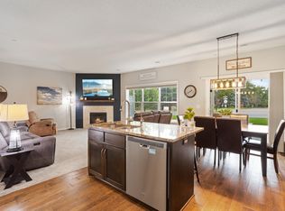 12276 River Valley Dr, Burnsville, MN 55337