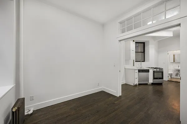 Rented by Canvas Property Group (Manual) | media 7