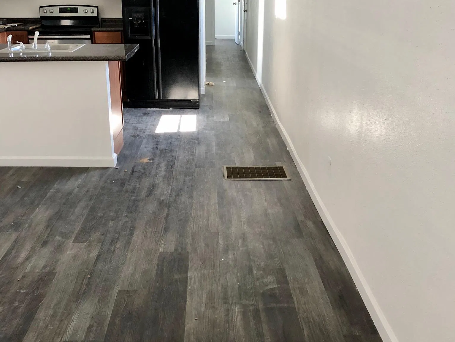 2 bed, 1000 sqft, $1,395 — Photo 4