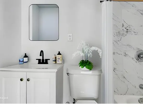 2737 Stuart Dr #2, Fort Worth, TX 76104