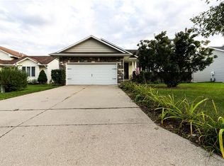 2305 Riverwoods Ave, Des Moines, IA 50320