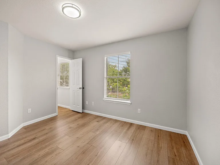1429 Davis Mountain Loop — Photo 22