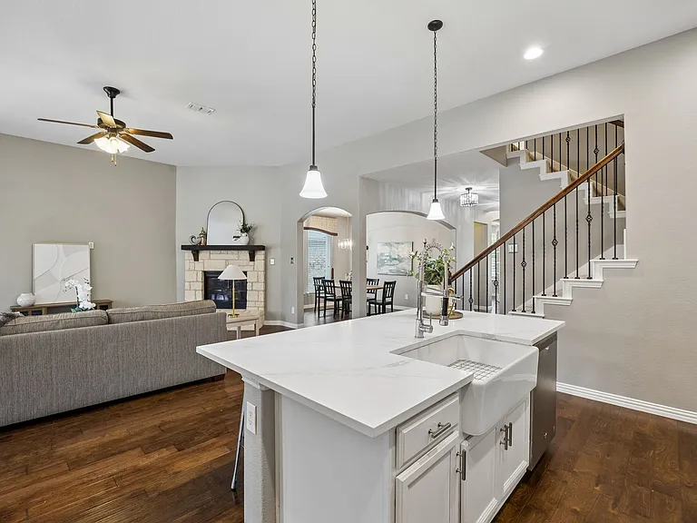 908 Mist Flower Dr — Photo 14