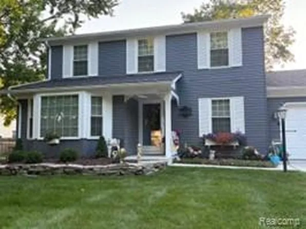 73959 Franklin Ln, Armada, MI 48005