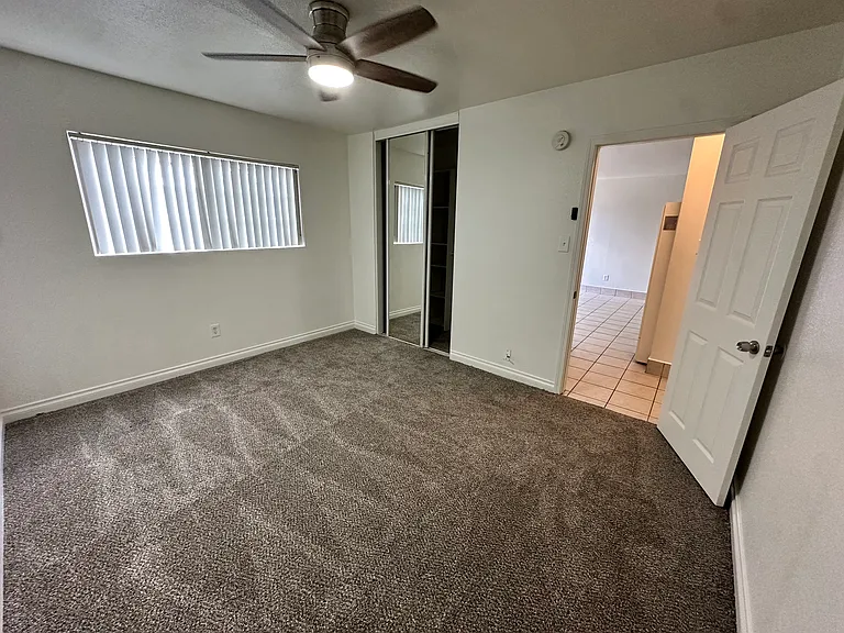 Courtyard Square Apartments — Photo 9