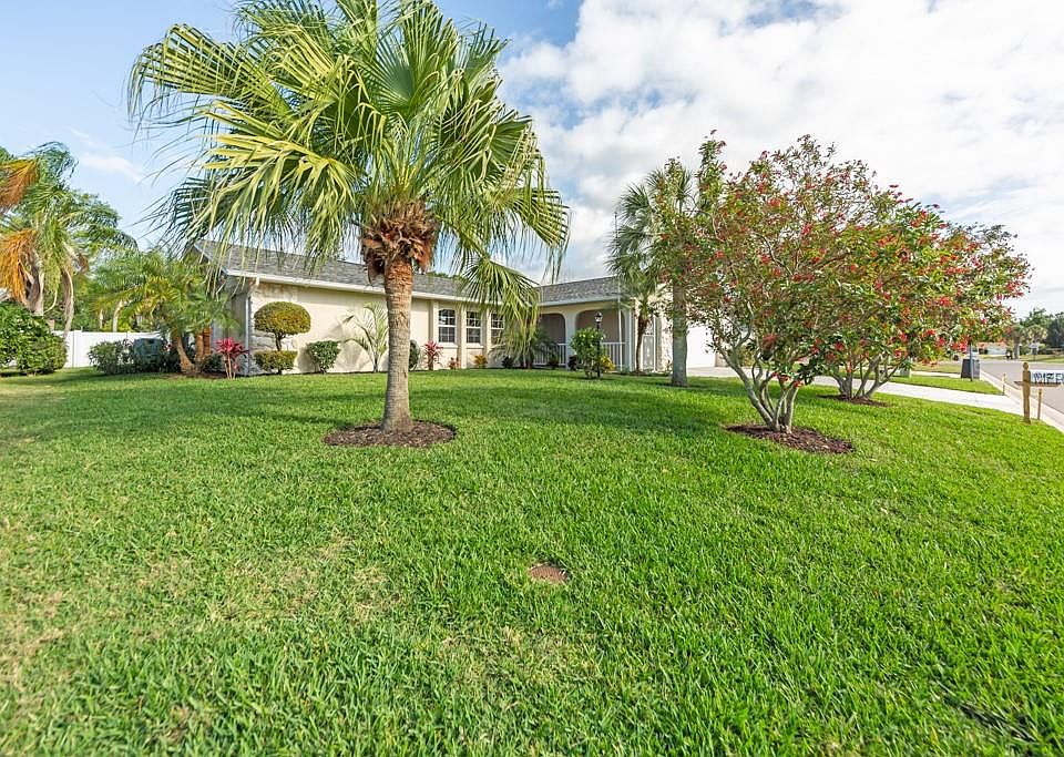 1st image of 8347 Brandeis Cir E