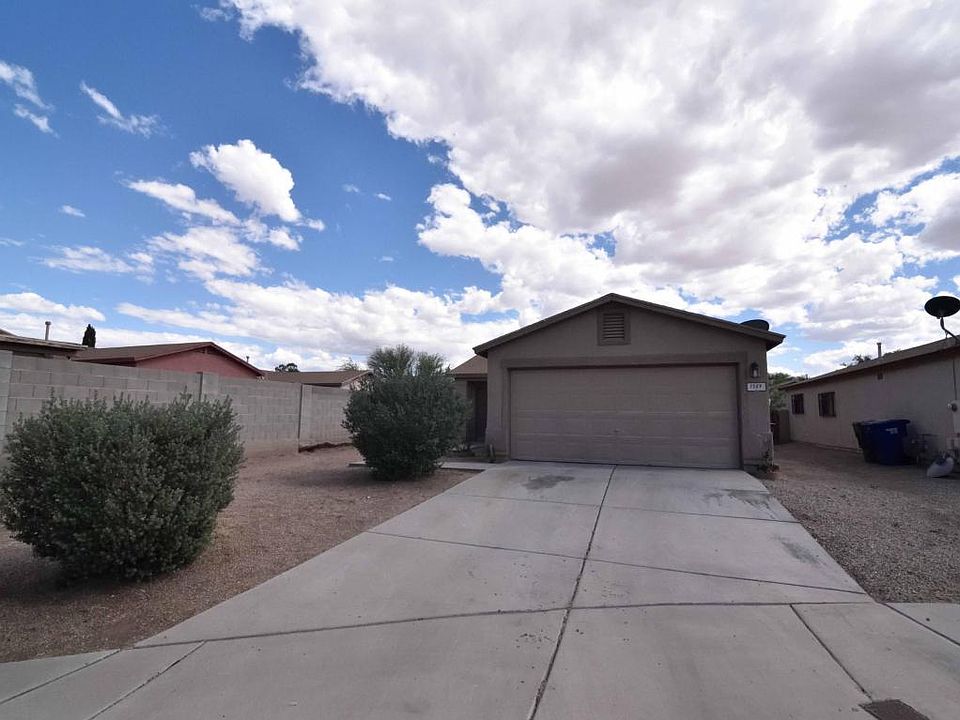 1st image of 1589 W Carey Belle Ct