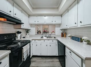 903 Linwood Dr - Elevation on Airline, Victoria, TX 77901