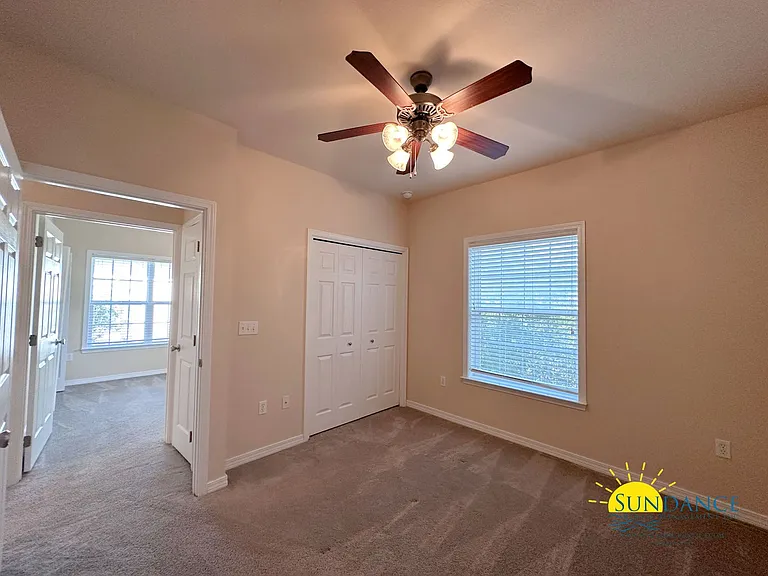 1494 Bentley Cir — Photo 13