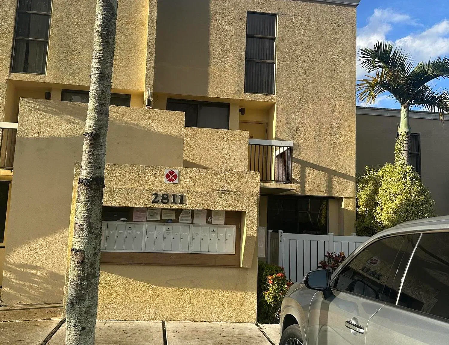 2 bed, 2.5 bath, 1230 sqft, $2,475 — Photo 1