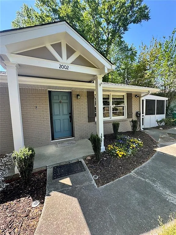 3 bed, 3.0 bath, 1775 sqft, $3,600 — Photo 1