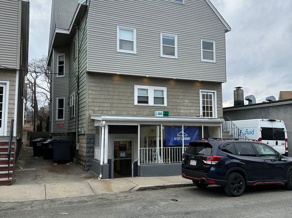 5 Lowden Ave #2