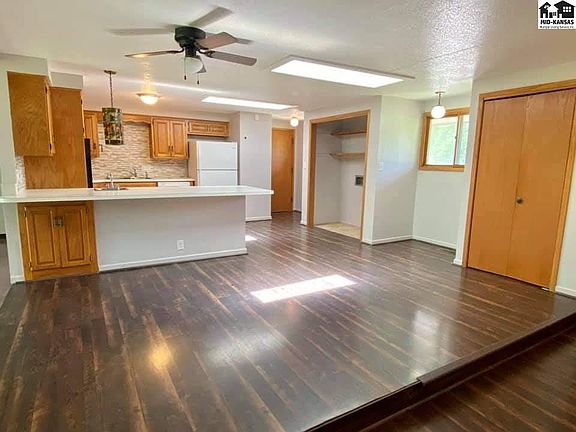 4th image of 10218 Paganica Plaza Dr